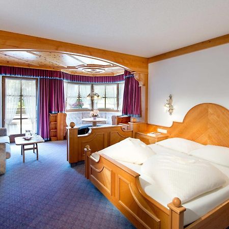 Hotel Bergland Lermoos Extérieur photo