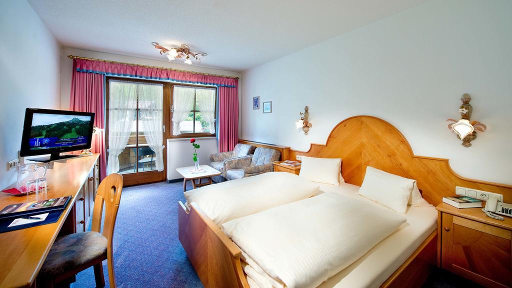Hotel Bergland Lermoos Chambre photo