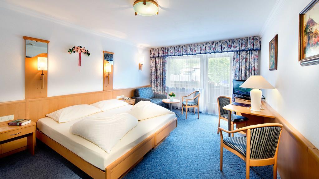 Hotel Bergland Lermoos Extérieur photo